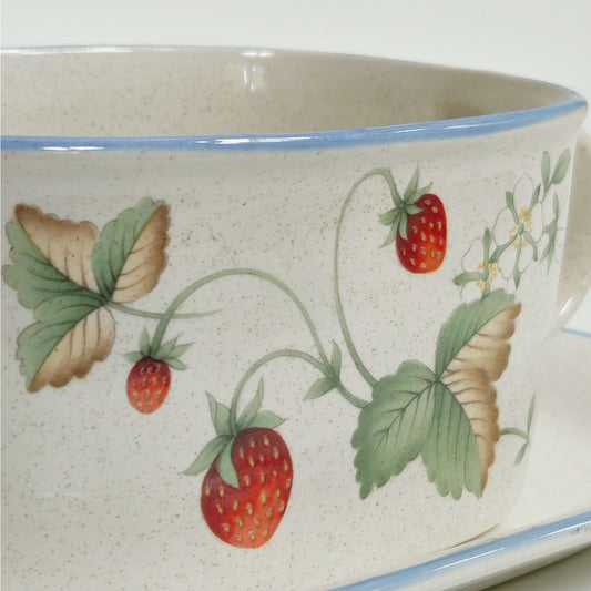 1980s Savoir Vivre "Luscious" Strawberries Gravy Boat