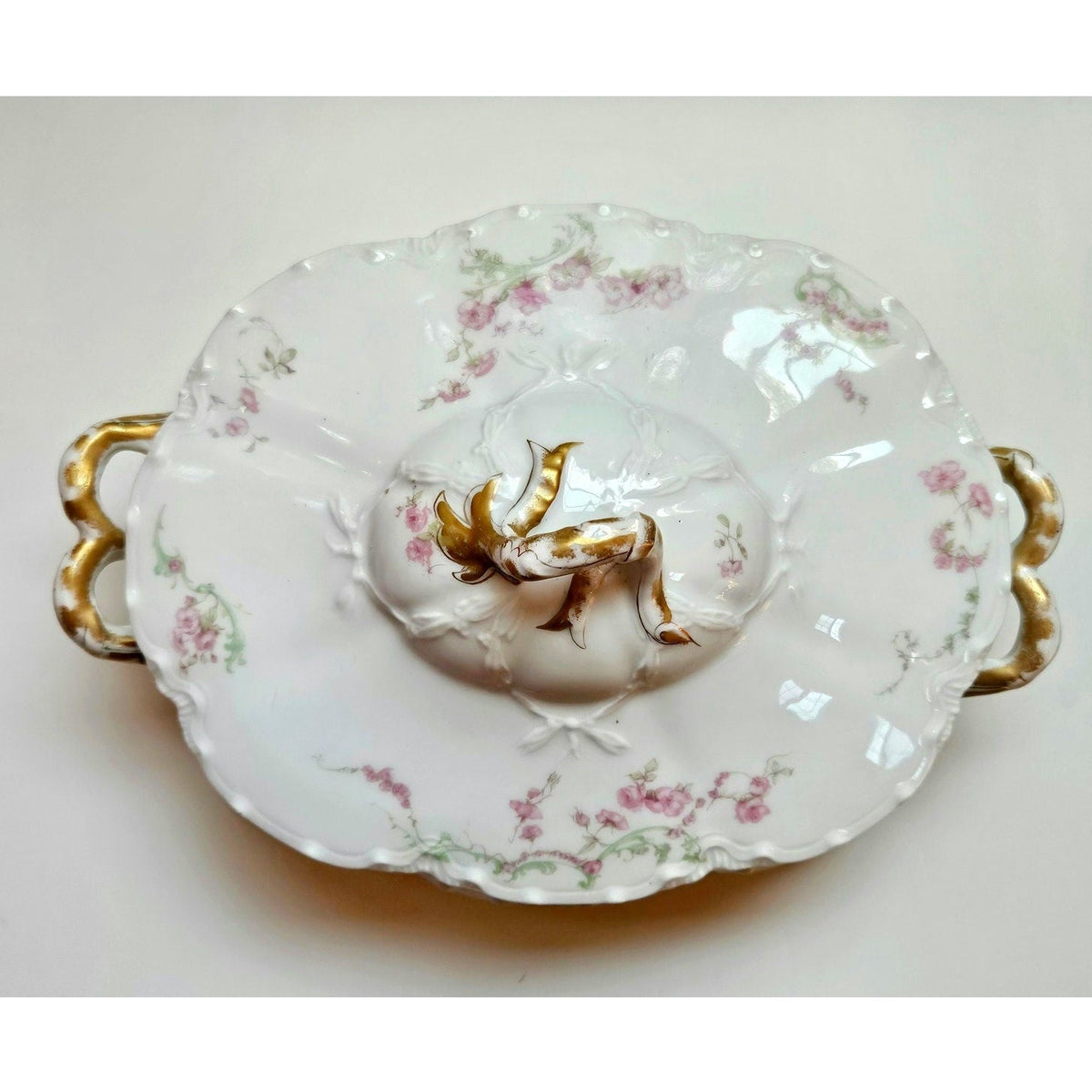 1800s Haviland Limoges Schleiger Covered Vegetable Dish