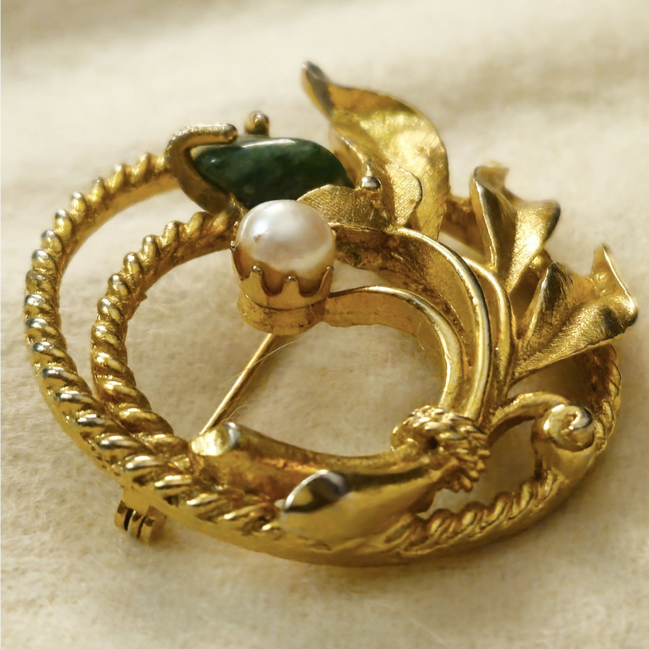 Vintage Gold Leaf Brooch with Pearl & Green Stone | Mid Century Botanical Pin