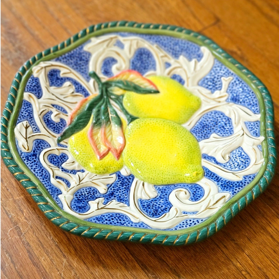 1990s Mediterranean Plate Wall