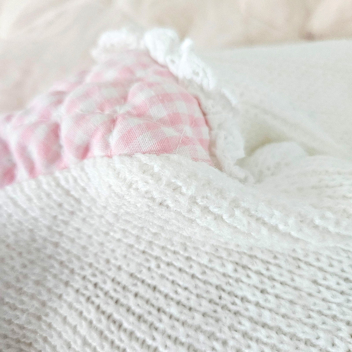 1980s Doe-Spun Cat Sweater & Quilted Gingham Pants | Girls 3-6M