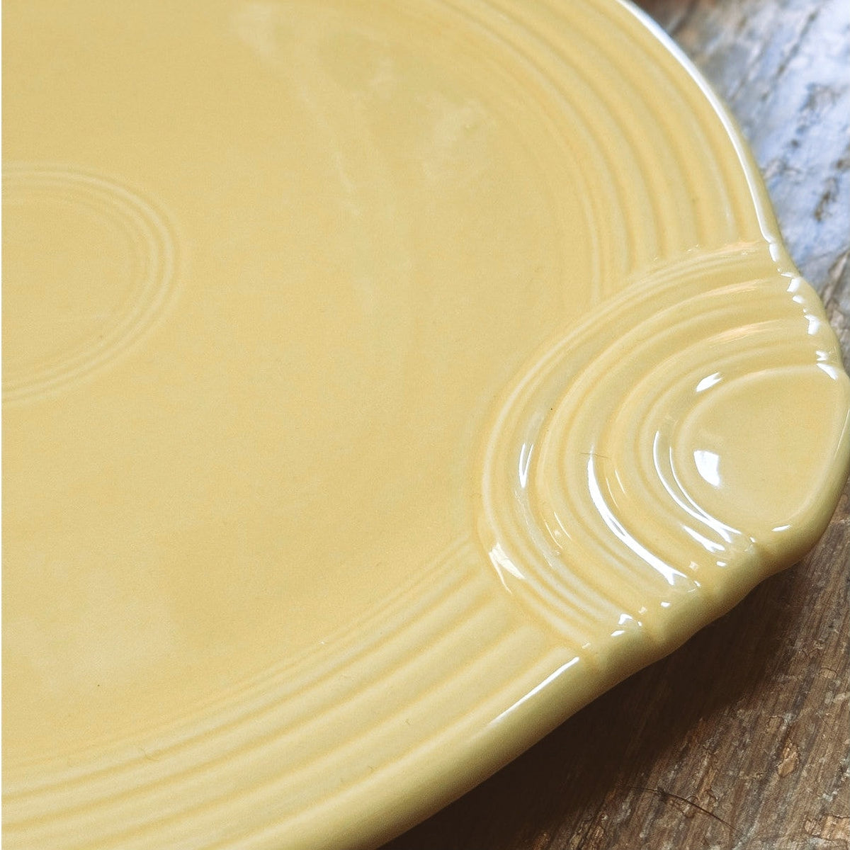 1990s Mediterranean Plate Wall