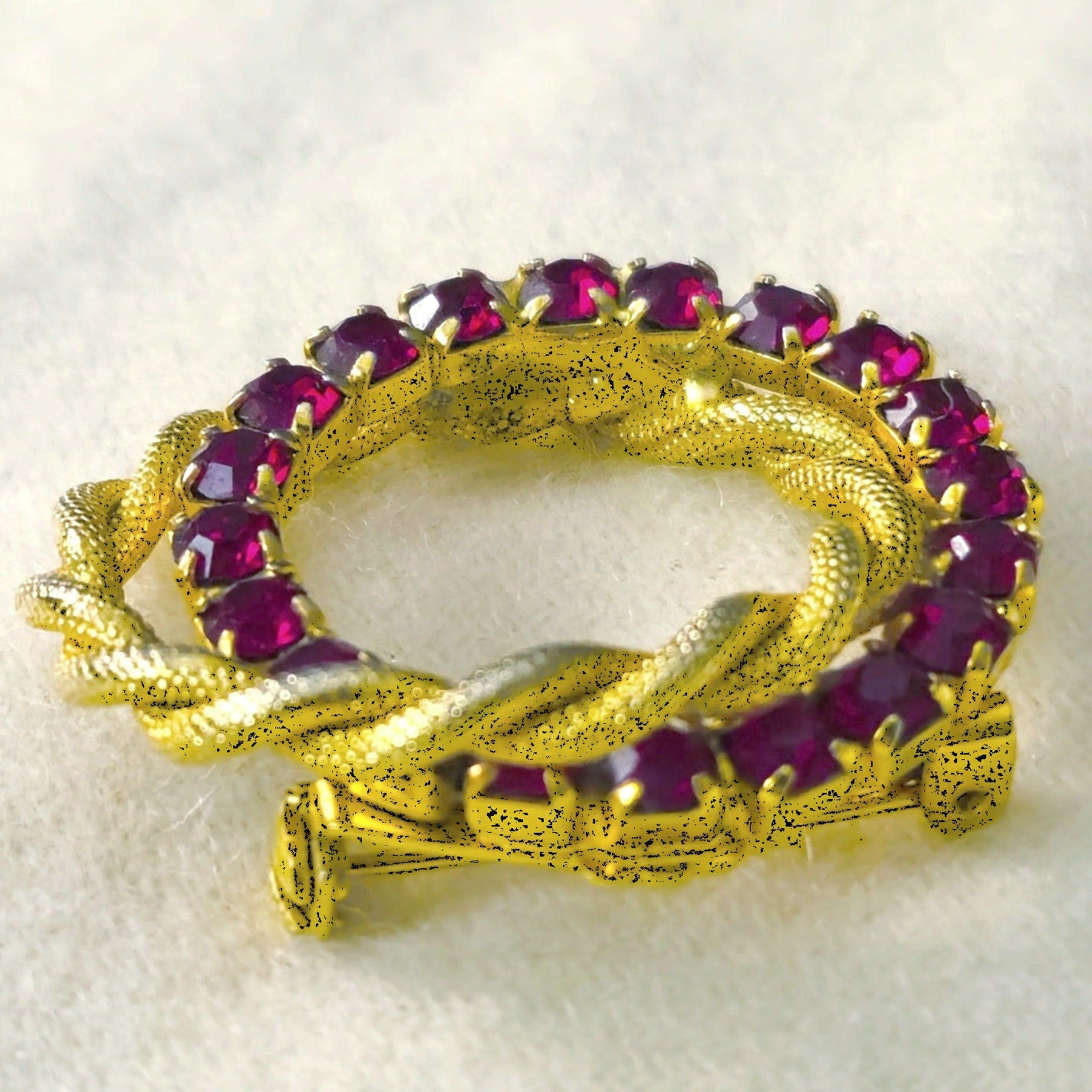 Vintage Red Rhinestone and Gold Tone Wreath Brooch |  Mid Century Circle Pin