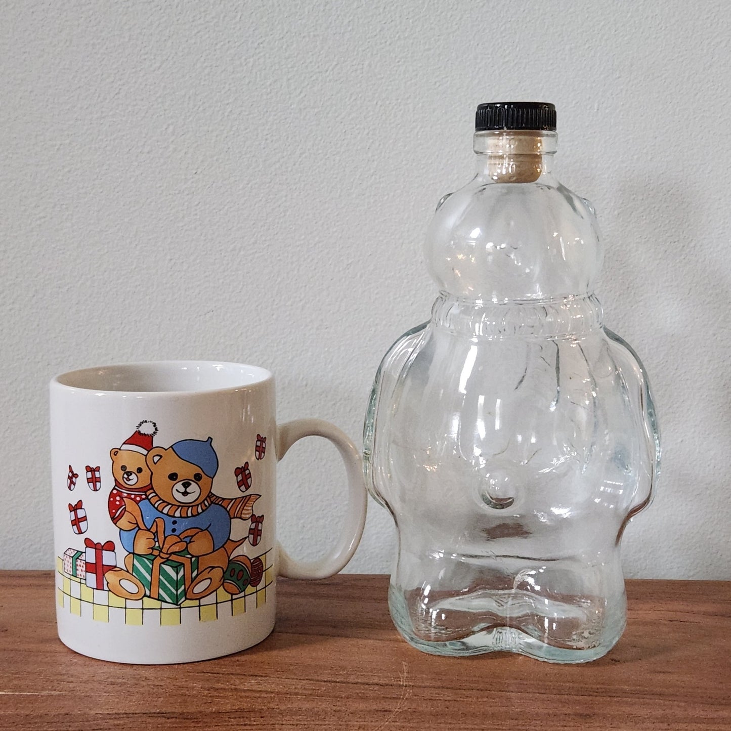 Vintage Christmas Hot Cocoa Gift Bundle | Teddy Bear Mug + Polar Bear Bottle