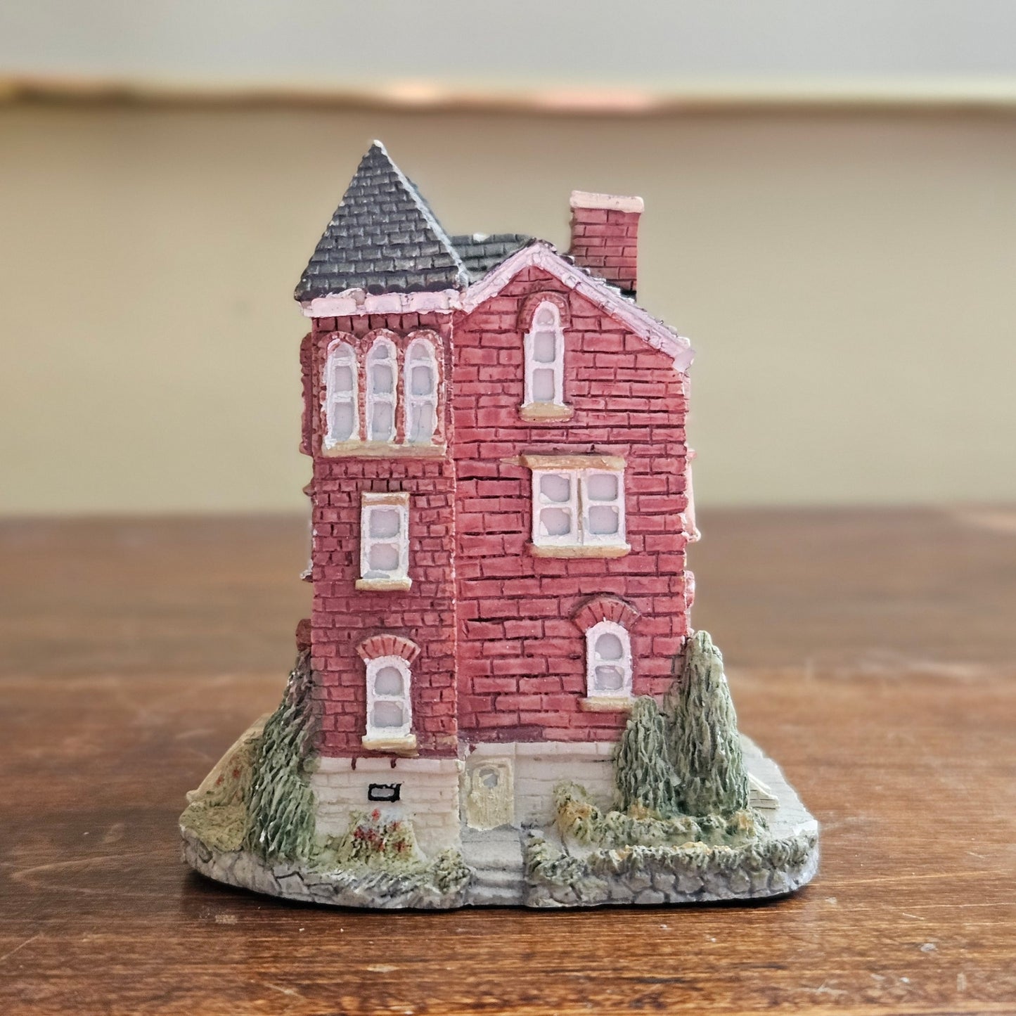 Liberty Falls Courthouse AH39 (1993) | Vintage Miniature Village Building