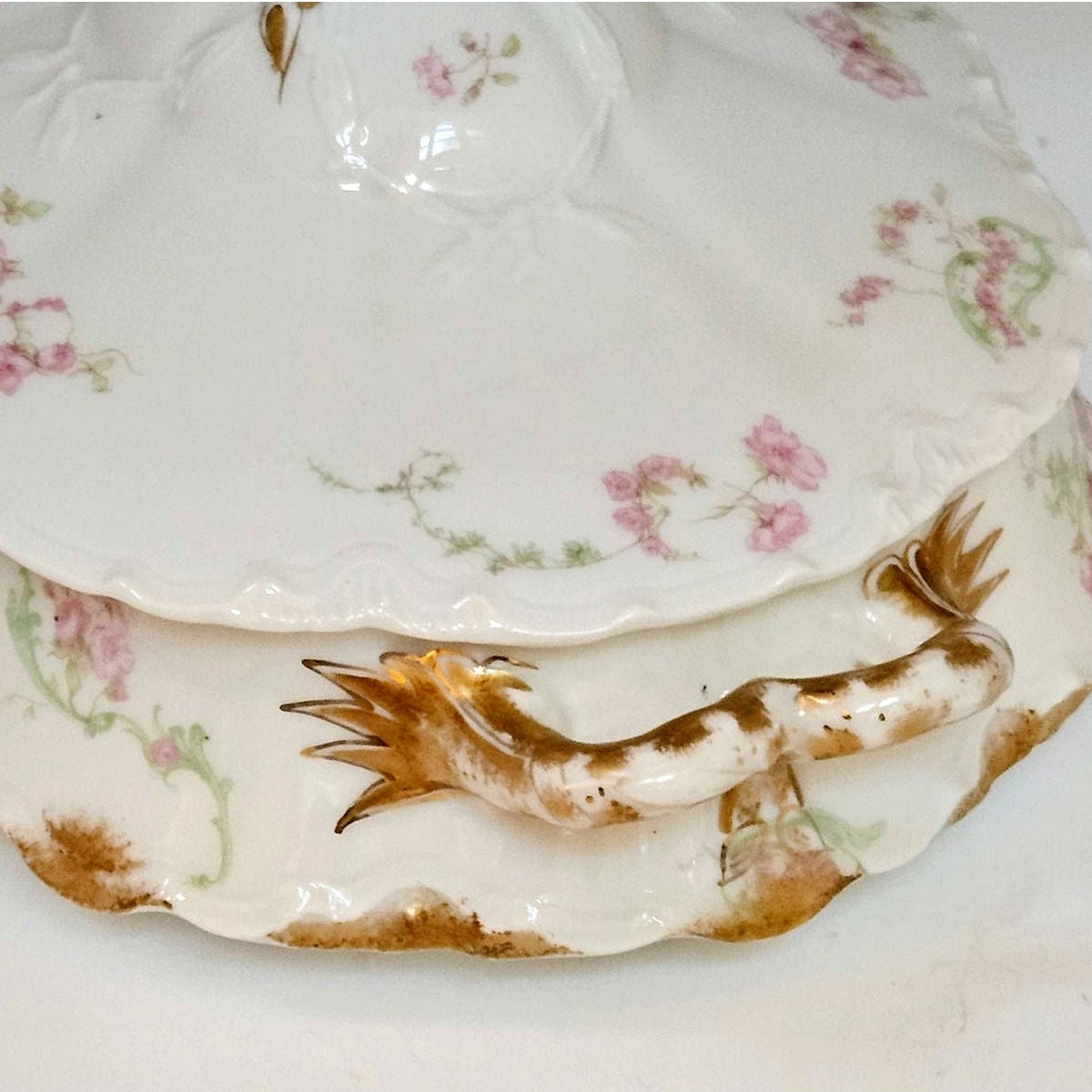 1800s Haviland Limoges Schleiger Covered Vegetable Dish