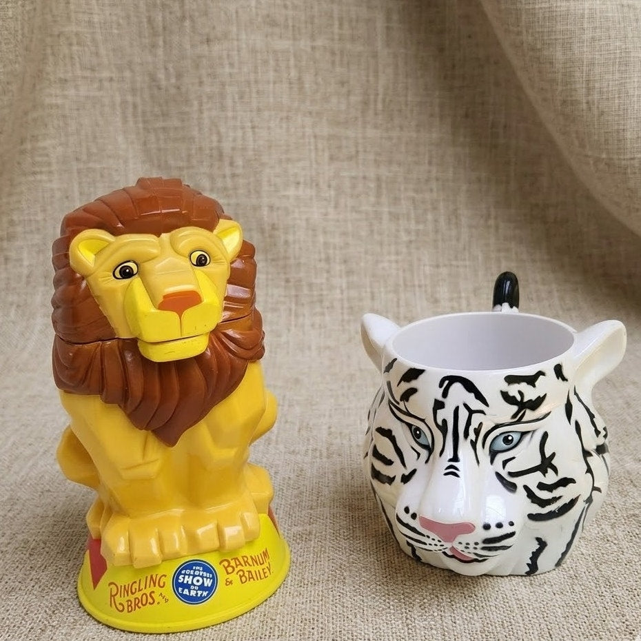 2002 Ringling Bros. Circus Animal Mugs
