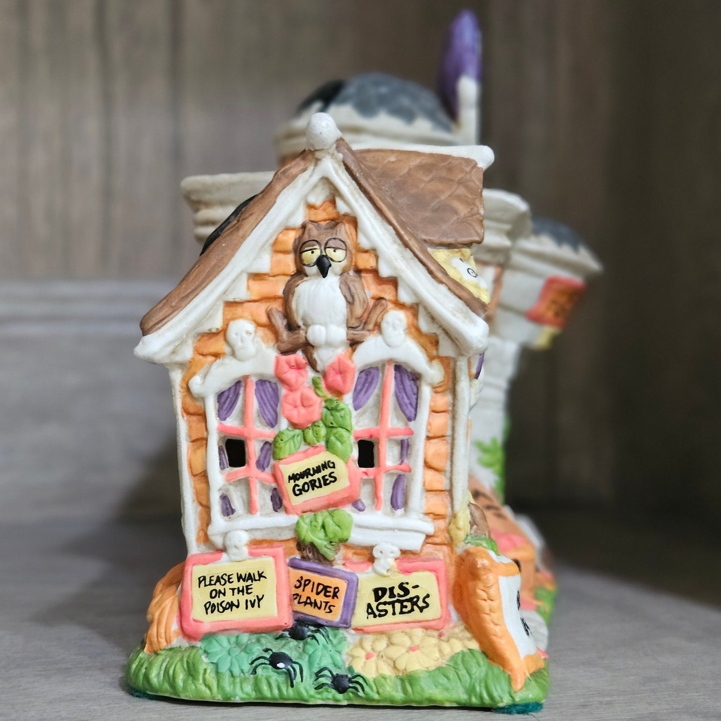 1995 Halloween Creepy Hollow Funeral Parlor