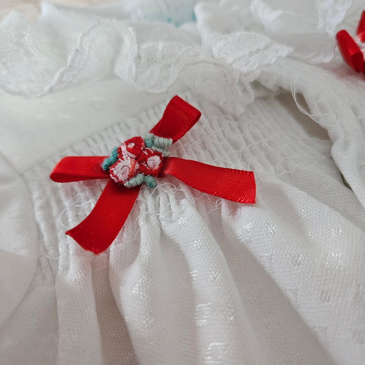 Vintage BabyGro White Lace Footed Romper | 6-9M | 1980s Christmas Outfit