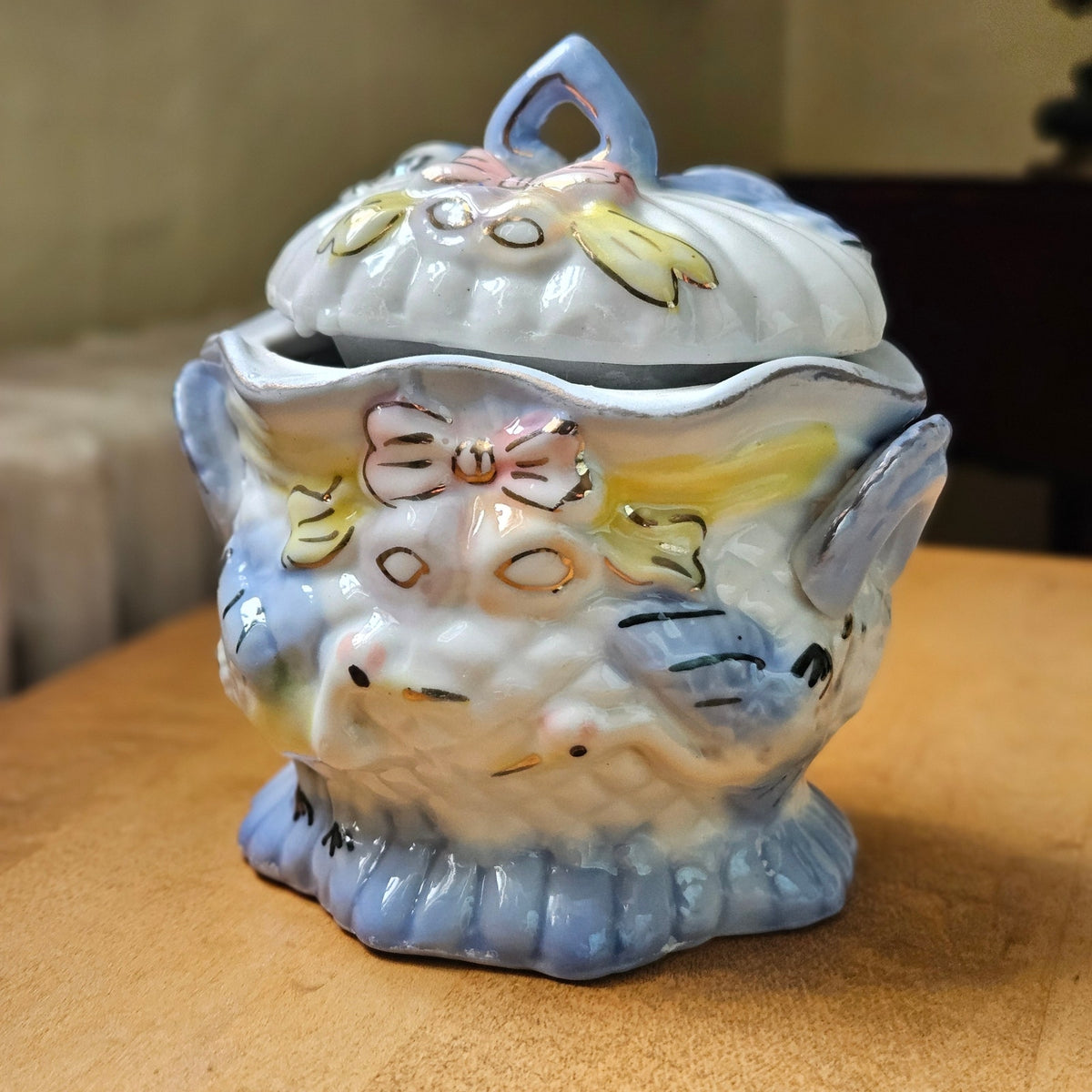 1970s Porcelain Crane Trinket Box