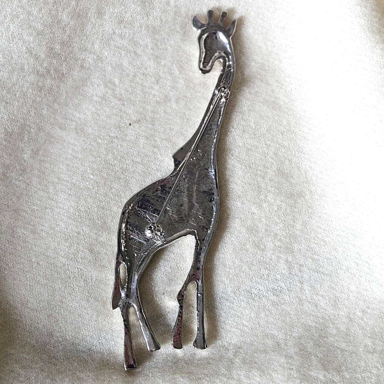 Vintage Giraffe Brooch | 1990s Silver Tone with Emerald Eyes Animal Pin