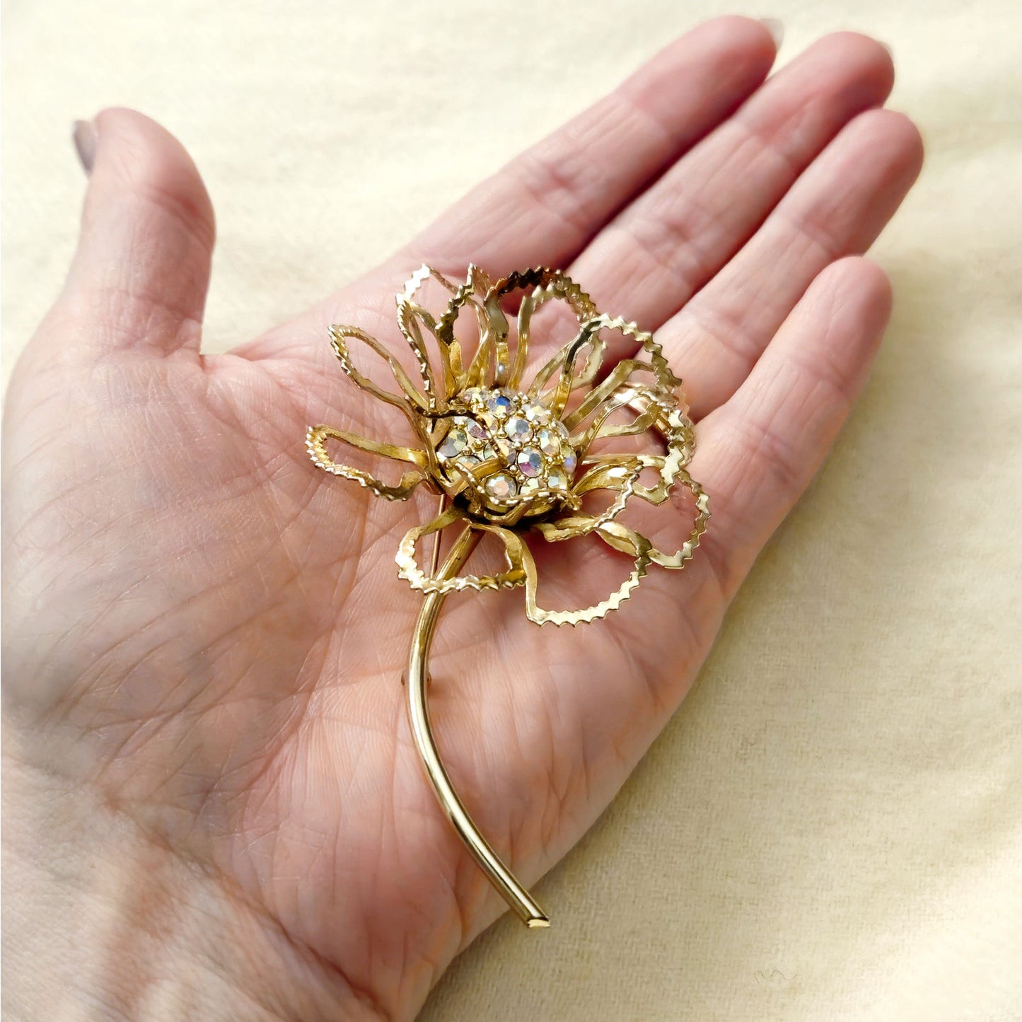 Vintage Sarah Coventry Allusion Brooch | Mid-Century Gold Floral Rhinestone
