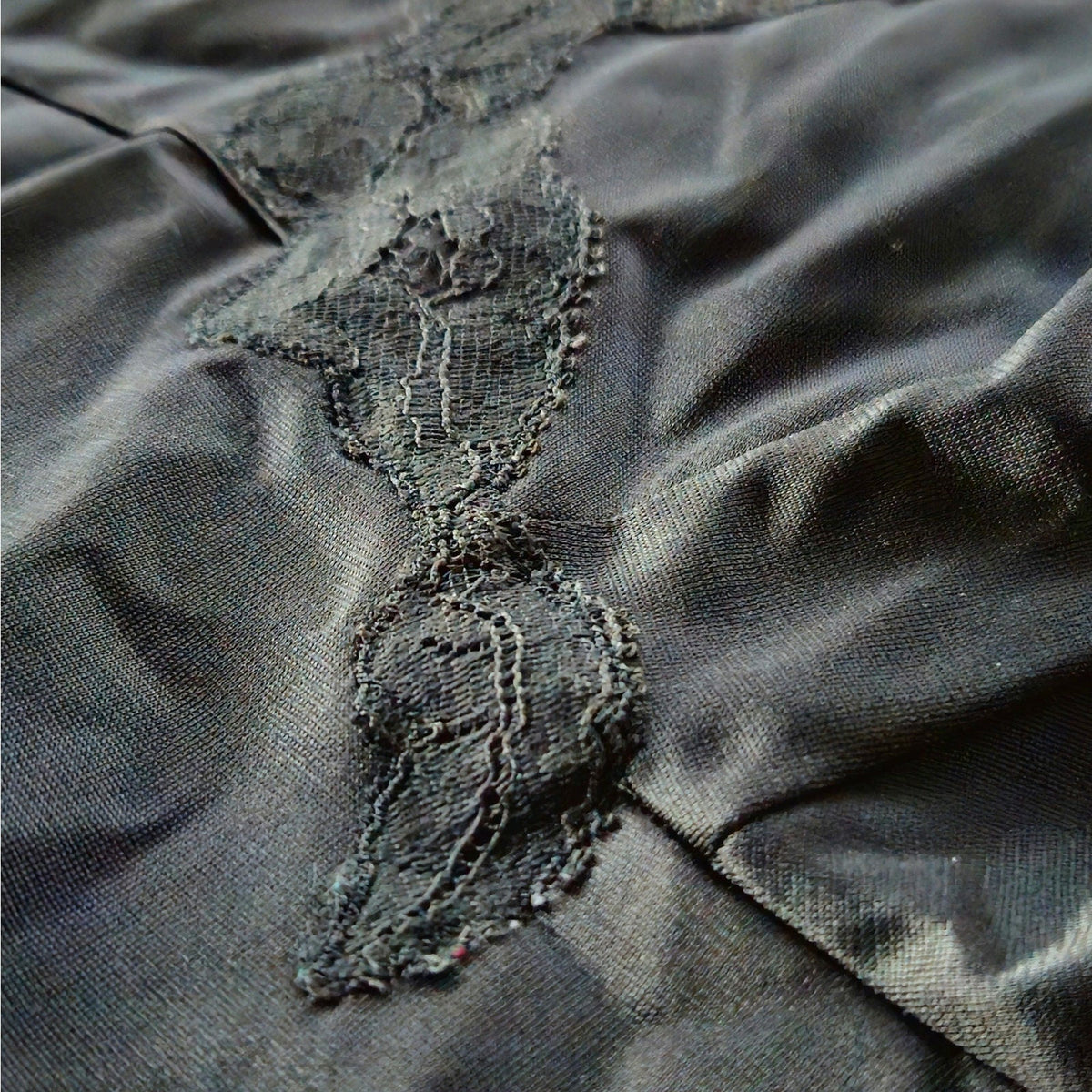 Vintage Mid-Century Vanity Fair Black Nylon Lace Camisole | Women's 36