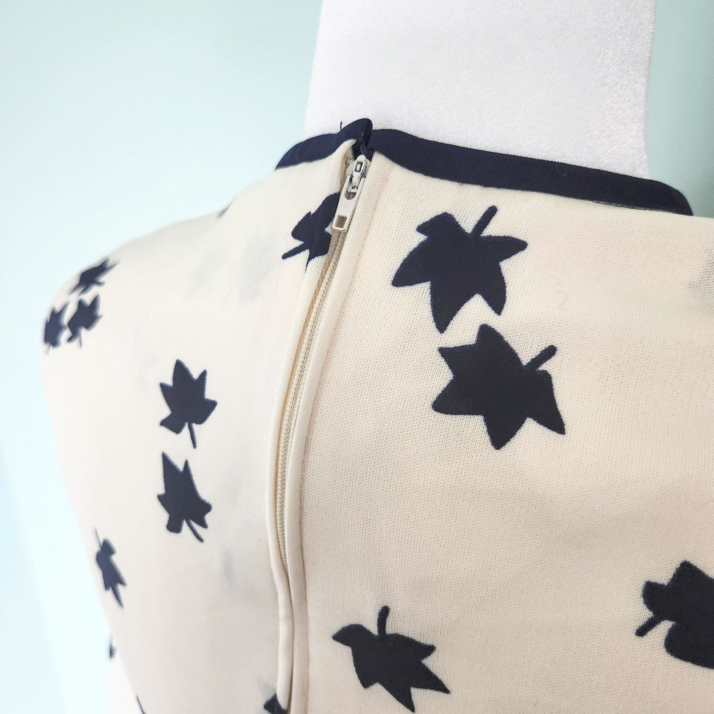 Vintage 1970s Cream & Navy Maple Leaf Print Midi Dress | Women's 4