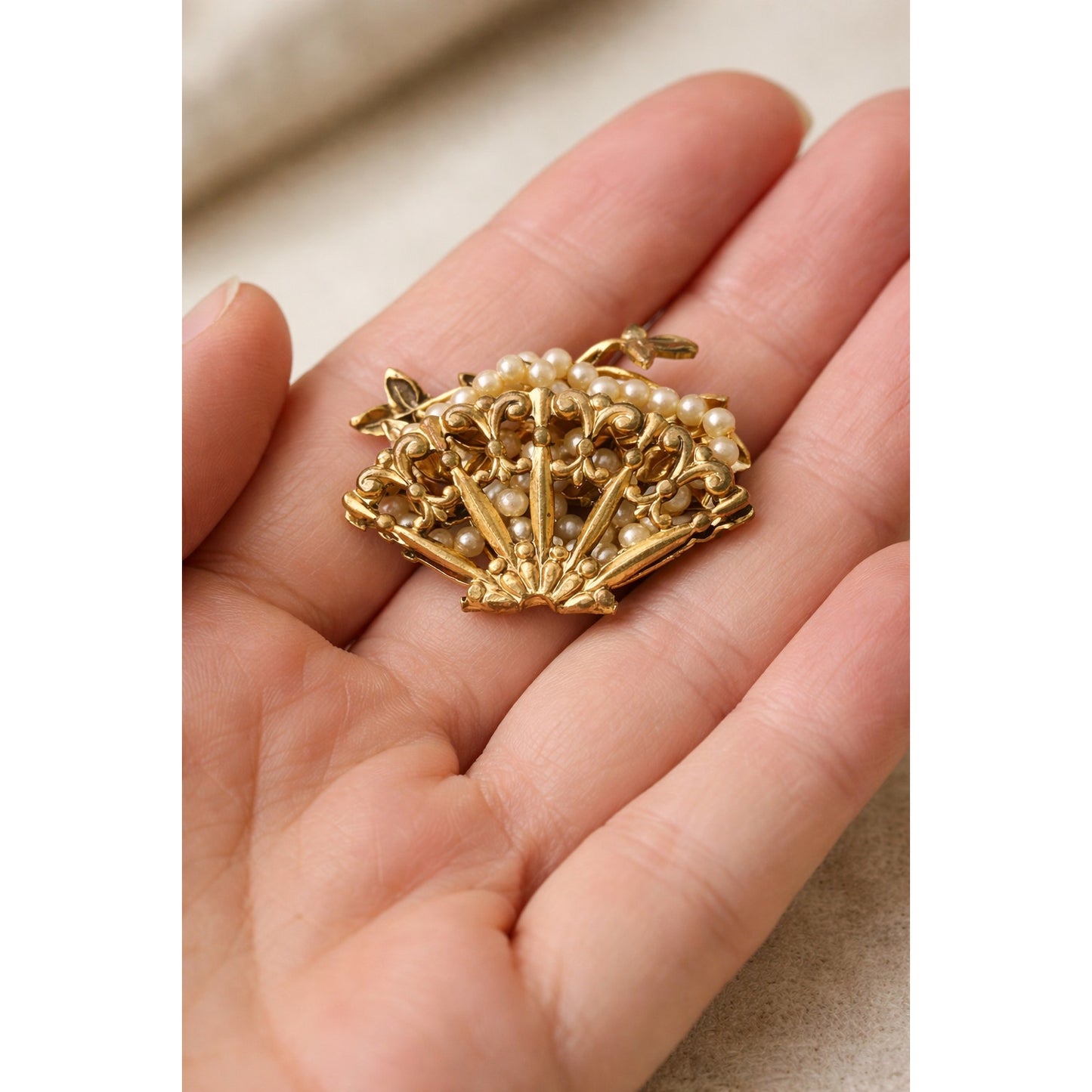Mid-Century Vintage Gold Tone Filigree Fan Brooch with Faux Pearls