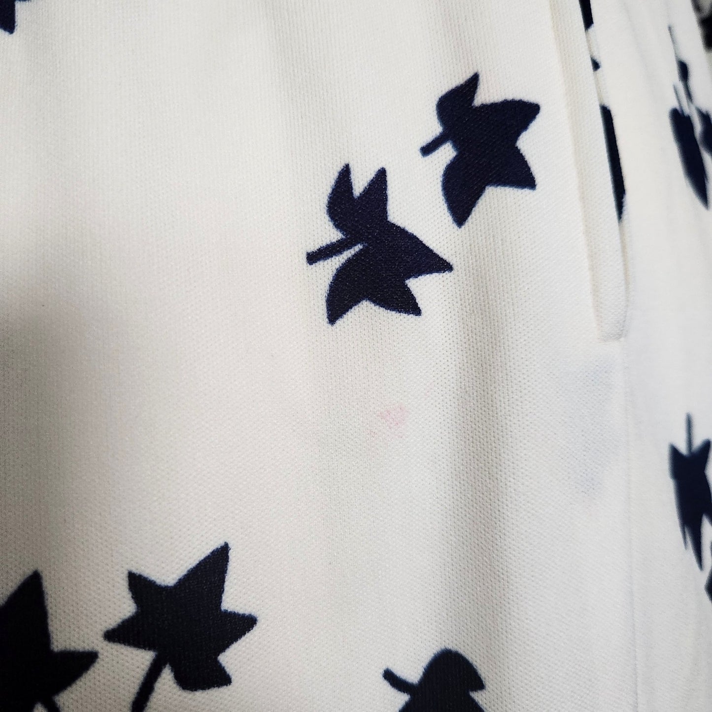 Vintage 1970s Cream & Navy Long Sleeve Maple Leaf Print Midi Dress | Women's 4