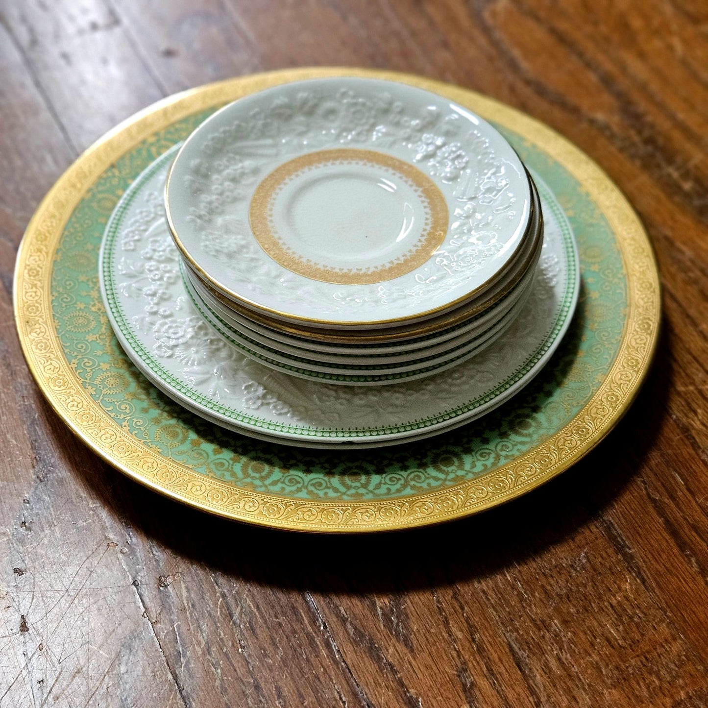 Curated Antique Plate Wall Set | 10-Piece George Jones & Hutschenreuther Gallery