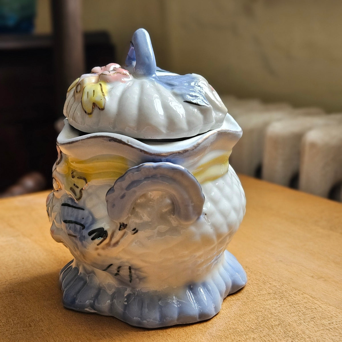 1970s Porcelain Crane Trinket Box