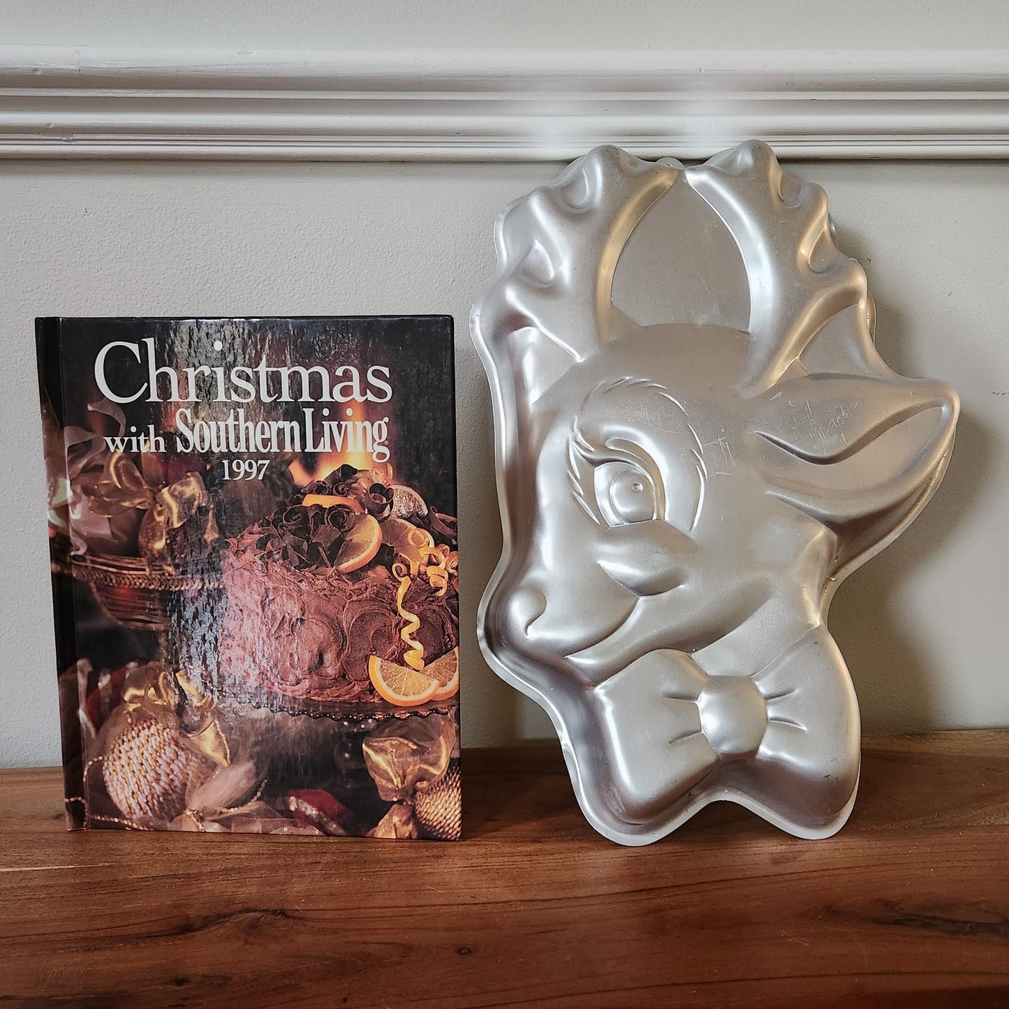Vintage Holiday Baking Gift Bundle | Reindeer Cake Pan + Southern Living Book