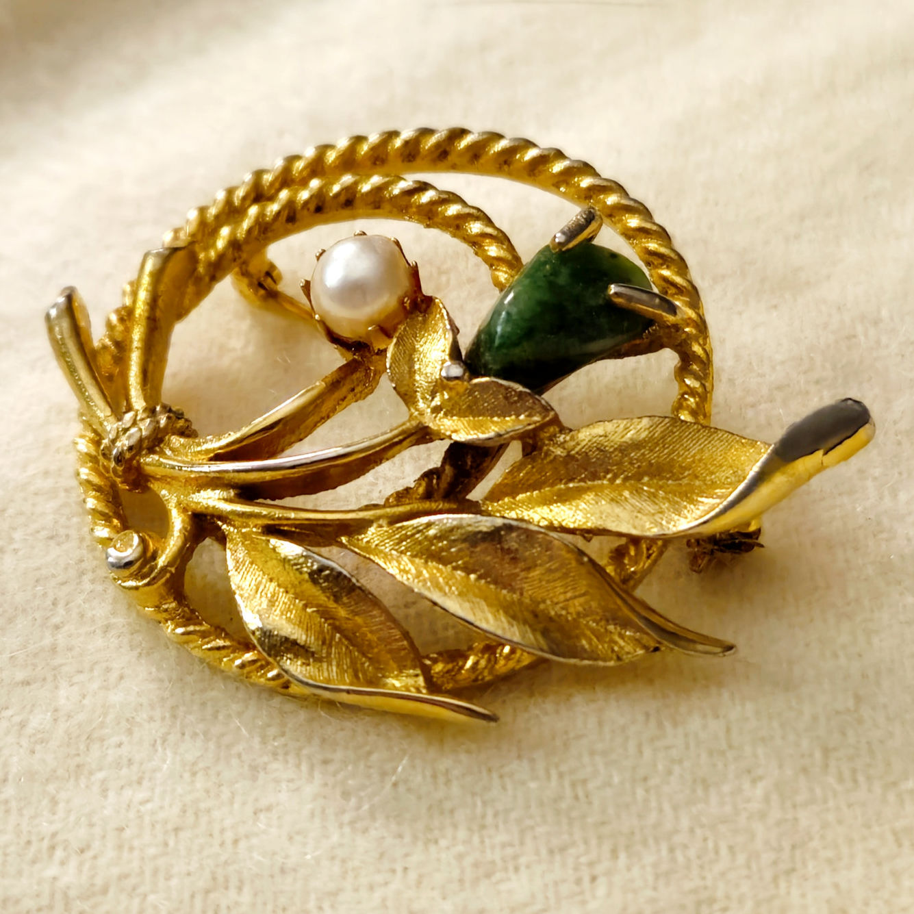 Vintage Gold Leaf Brooch with Pearl & Green Stone | Mid Century Botanical Pin