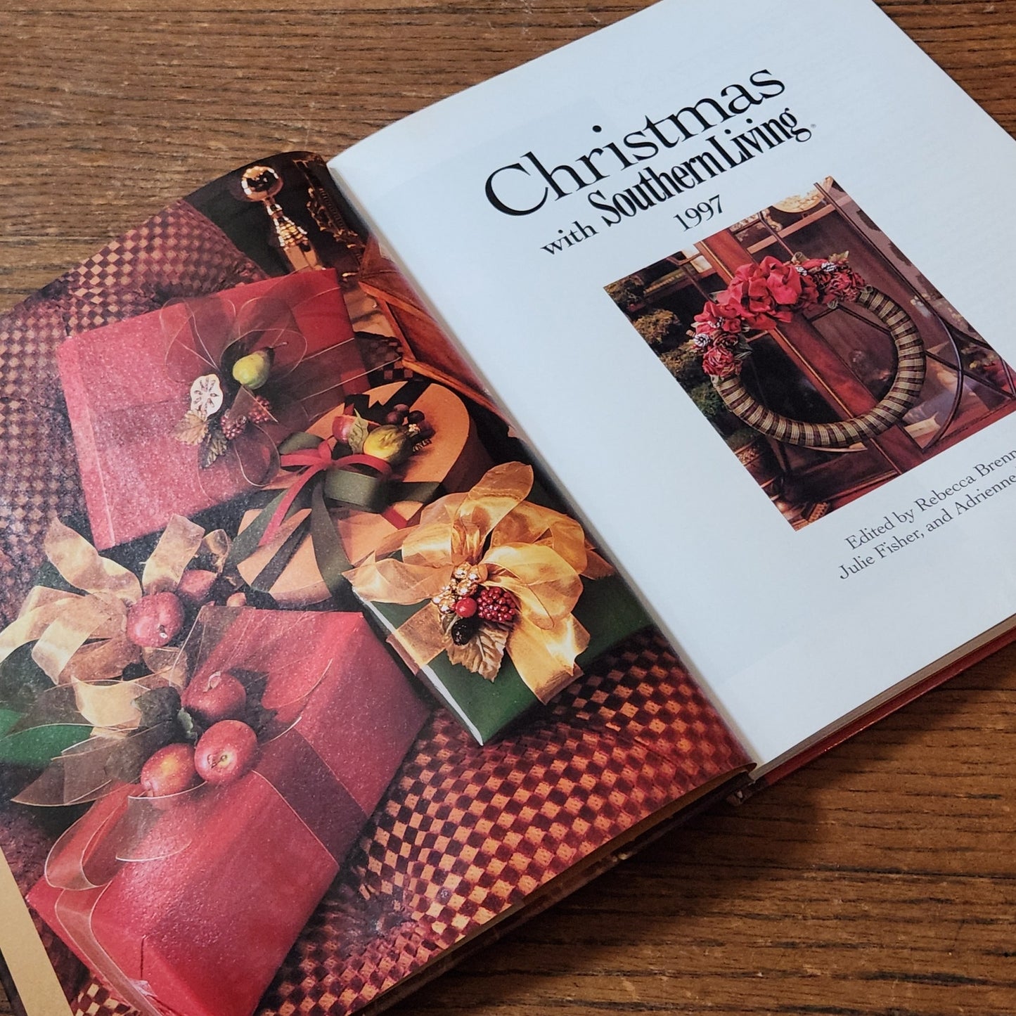 Vintage Holiday Baking Gift Bundle | Reindeer Cake Pan + Southern Living Book