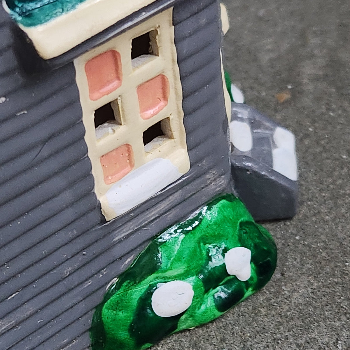Vintage Dept 56 Bayport Snowhouse Series Lighted House | 80s Victorian Christmas