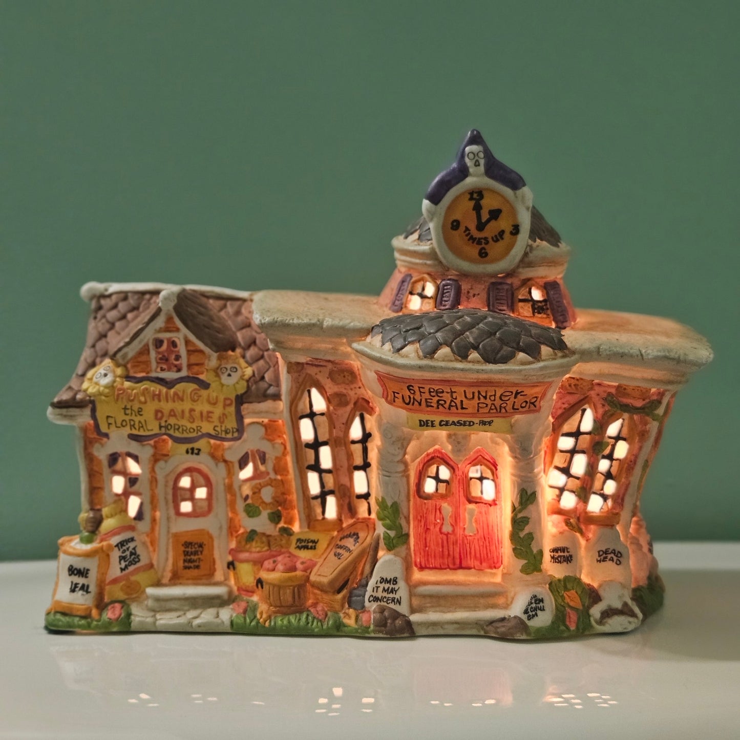 1995 Halloween Creepy Hollow Funeral Parlor