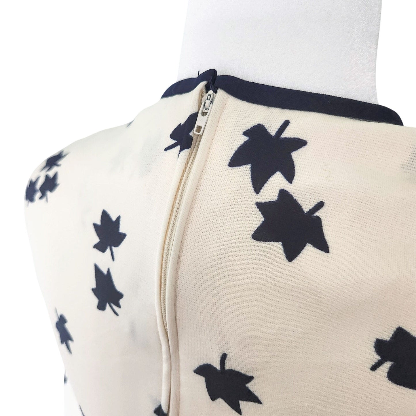 Vintage 1970s Cream & Navy Long Sleeve Maple Leaf Print Midi Dress | Women's 4