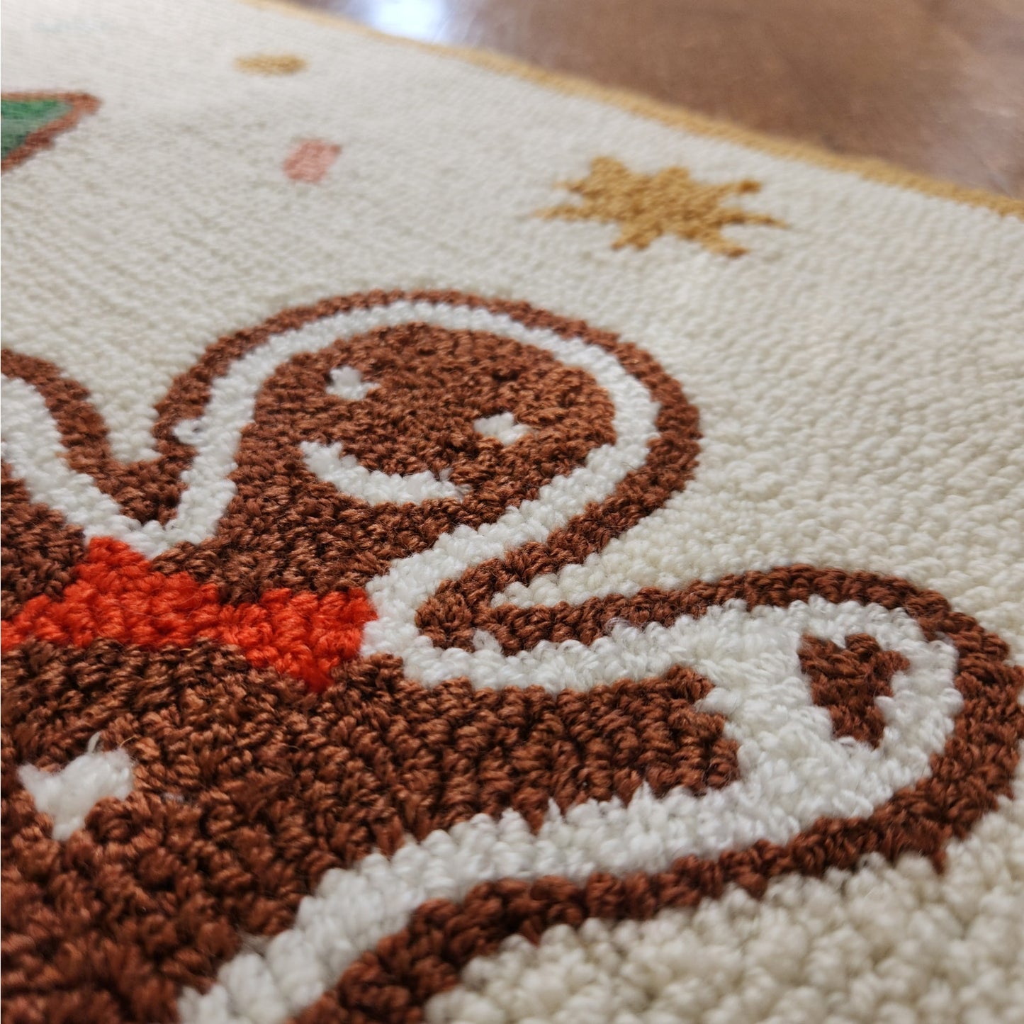 NWT Rifle Paper Co. × Loloi Holiday Gingerbread Hooked Accent Rug 2'x3'