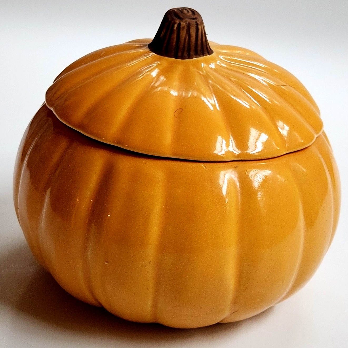 🎃 Williams Sonoma Pumpkin Lidded Bowl – Ceramic Covered Dish – Autumn Serveware