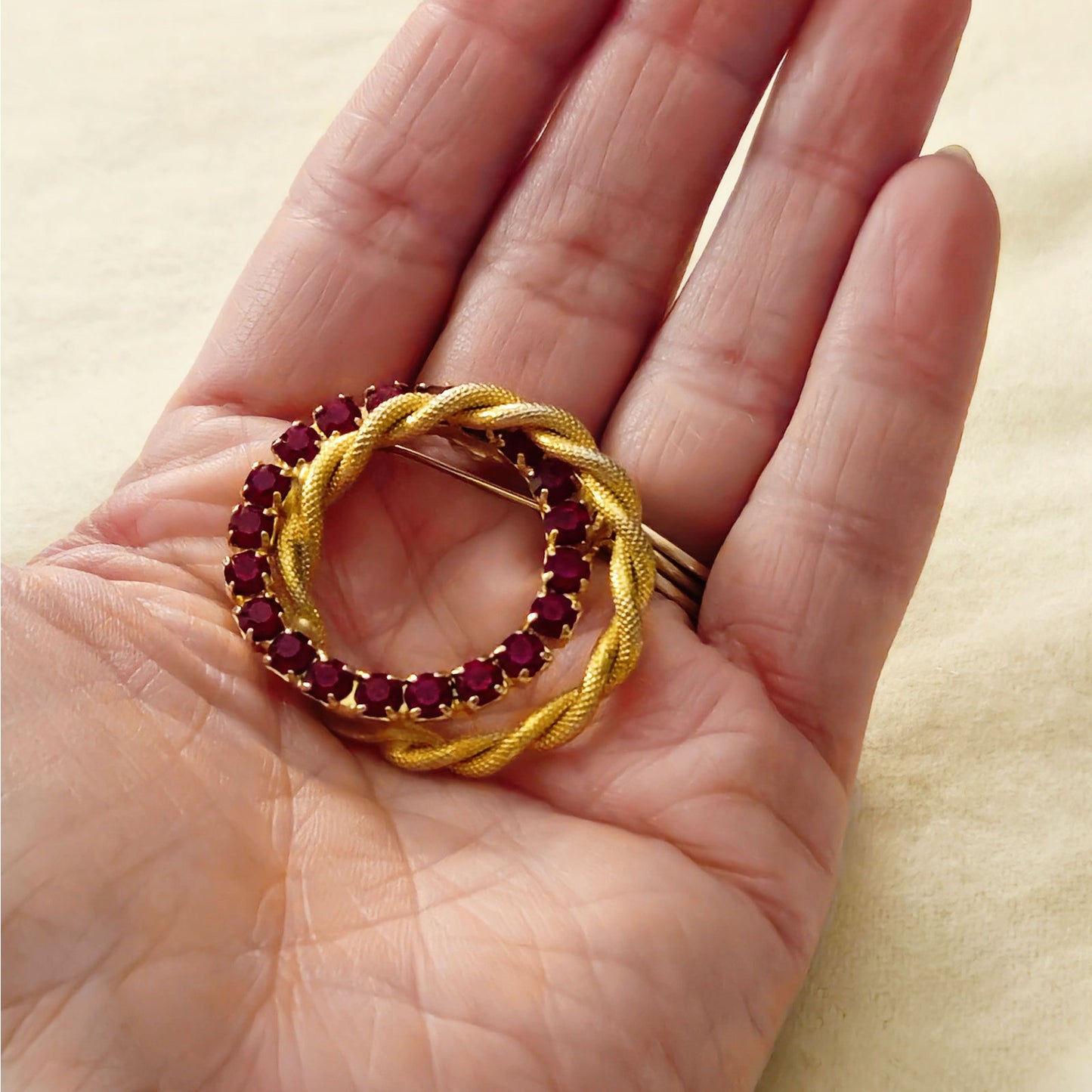 Vintage Red Rhinestone and Gold Tone Wreath Brooch |  Mid Century Circle Pin
