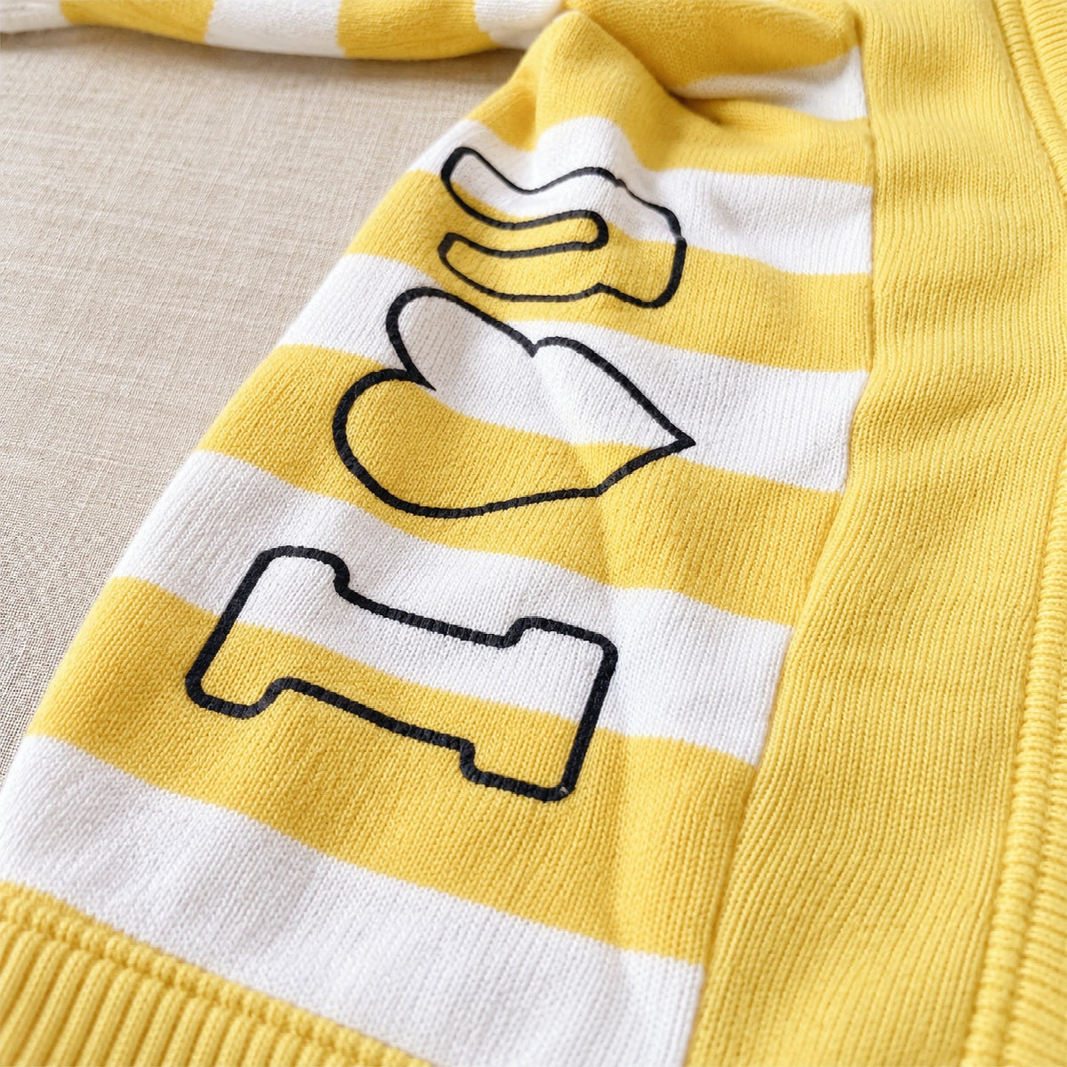 Vintage Carter’s Kids Yellow & White Striped I 🖤 U Zip Cardigan | Size 4T