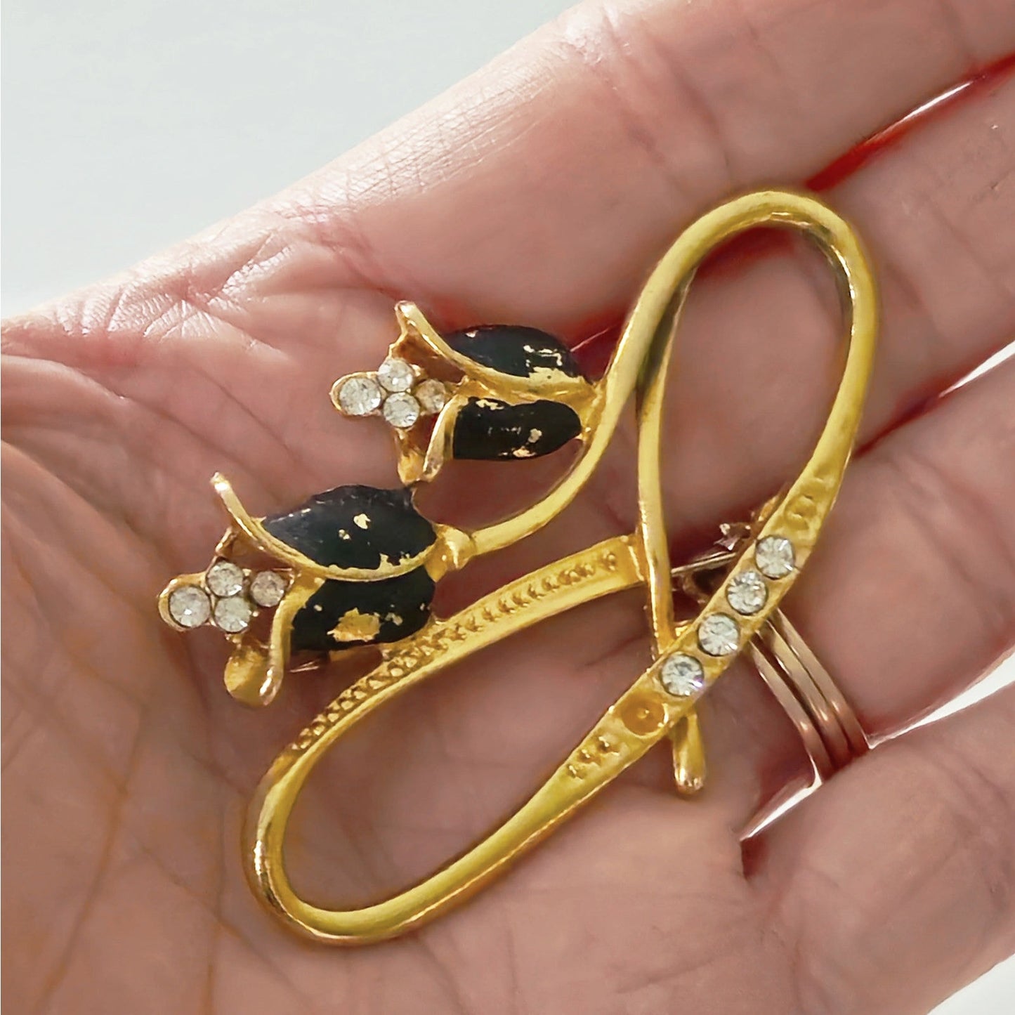 Mid-Century Gold Tone Floral Brooch