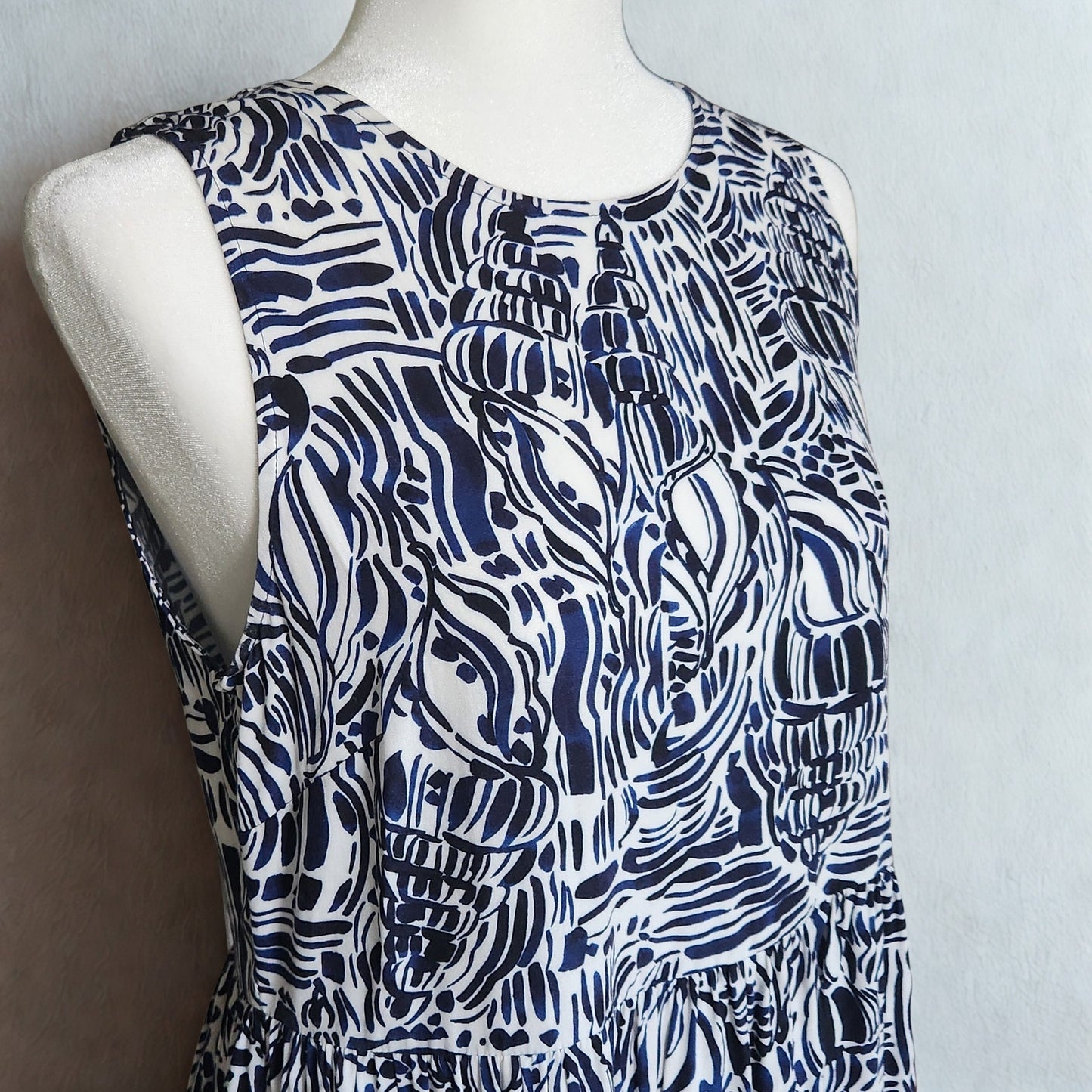 Tyler Böe Blue & White Seashell Print Rachel Maxi Dress Women's Small